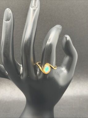 D'Joy Ethiopian Welo Opal 0.75 ctw Solitaire Ring in 18K Vermeil YG sz9